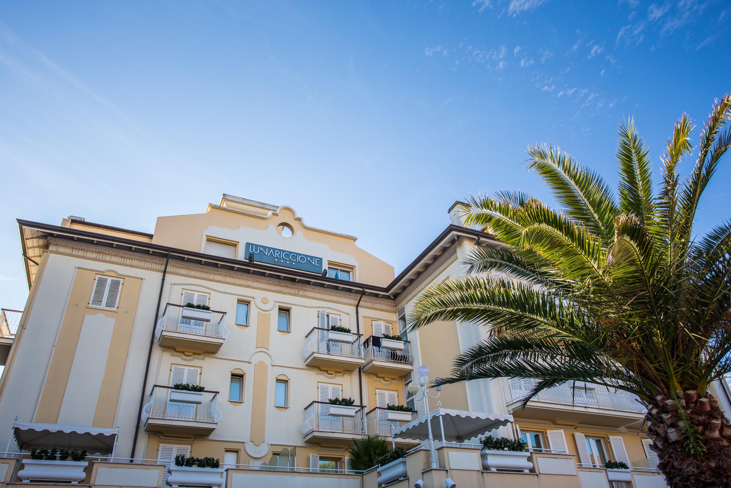 Hotel Luna Riccione E Aqua Spa Only Adults +12 מראה חיצוני תמונה
