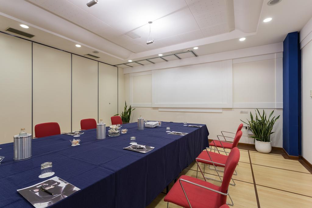Hotel Luna Riccione E Aqua Spa Only Adults +12 מראה חיצוני תמונה