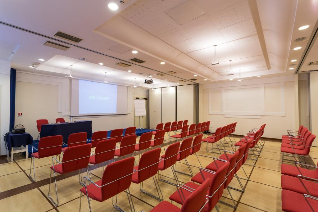 Hotel Luna Riccione E Aqua Spa Only Adults +12 מראה חיצוני תמונה