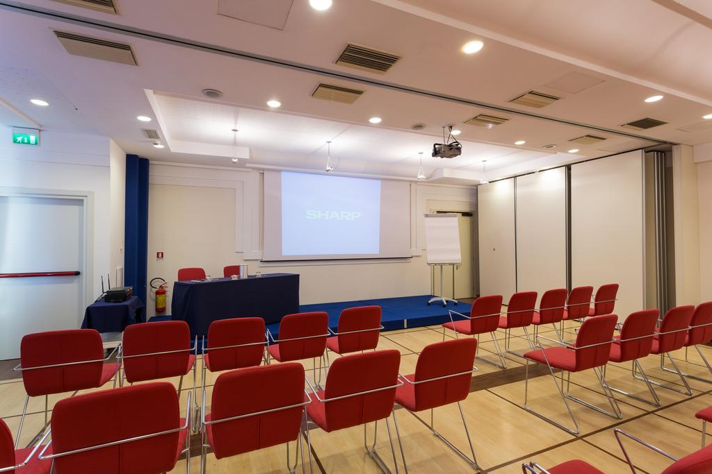Hotel Luna Riccione E Aqua Spa Only Adults +12 מראה חיצוני תמונה
