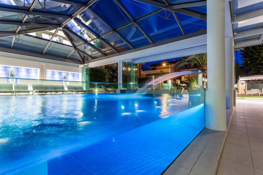 Hotel Luna Riccione E Aqua Spa Only Adults +12 מראה חיצוני תמונה