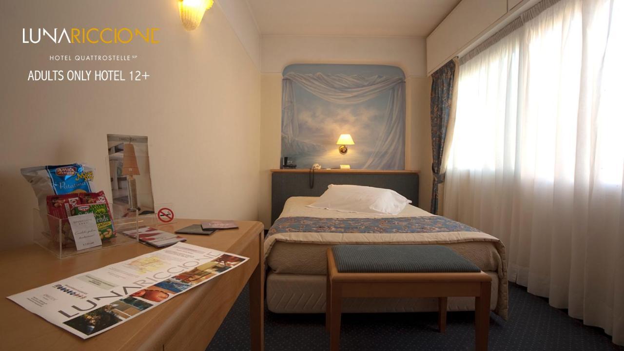 Hotel Luna Riccione E Aqua Spa Only Adults +12 מראה חיצוני תמונה